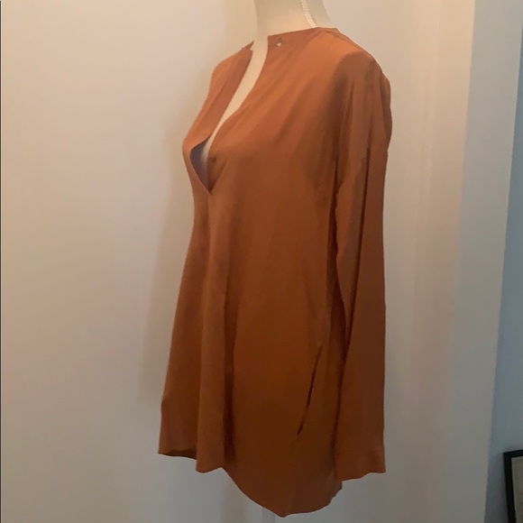 Fabulous VINCE rust silk long sleeve top - Picture 6 of 7